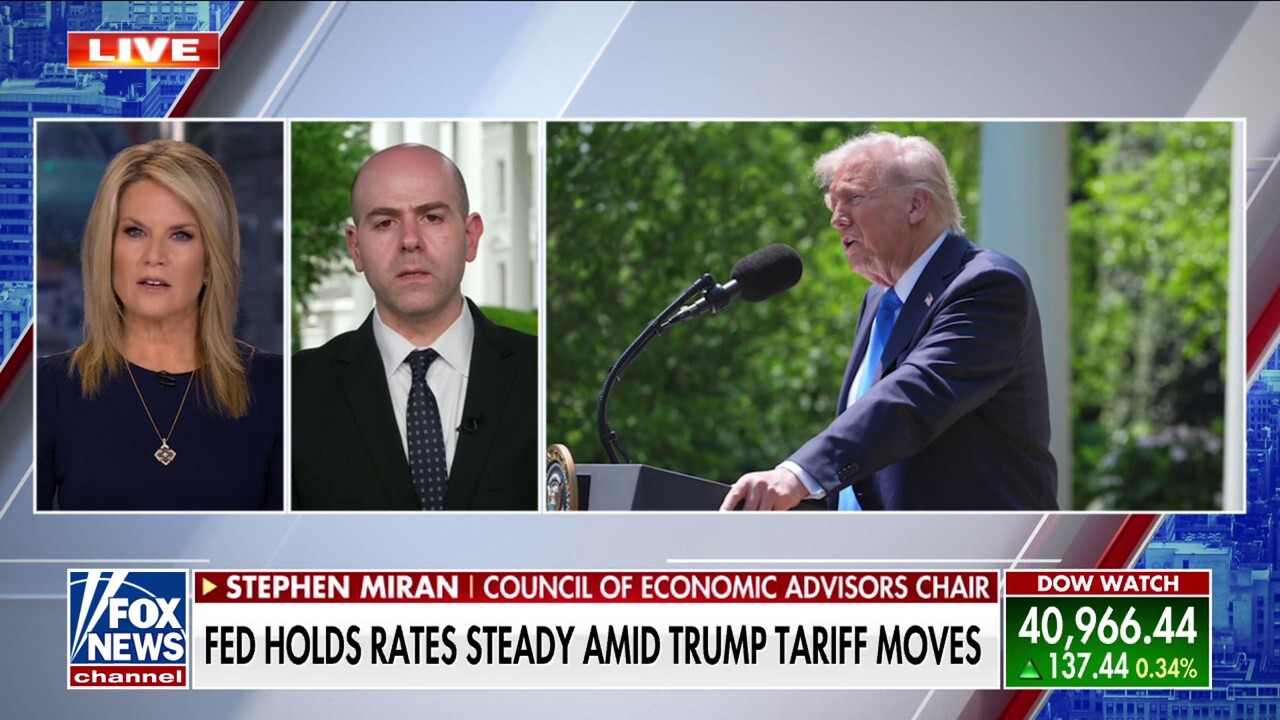 Trump economic advisor says ‘disruptions’ due to tariffs will be ‘temporary’
