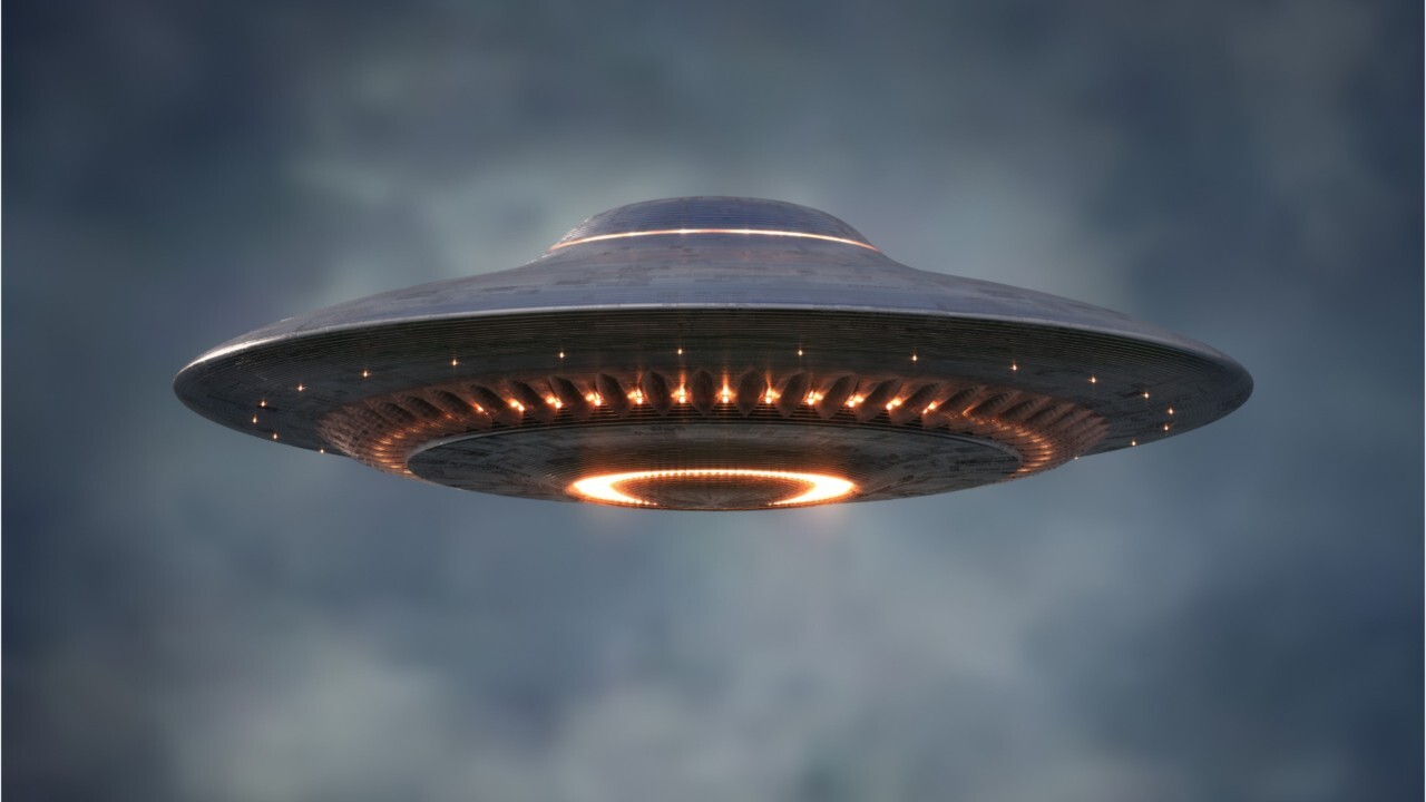 Green glowing ‘flying saucer’ spotted in skies over Liverpool Fox News