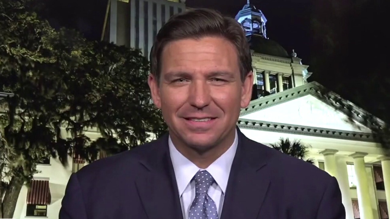 Road to White House: DeSantis tops early 2024 straw poll