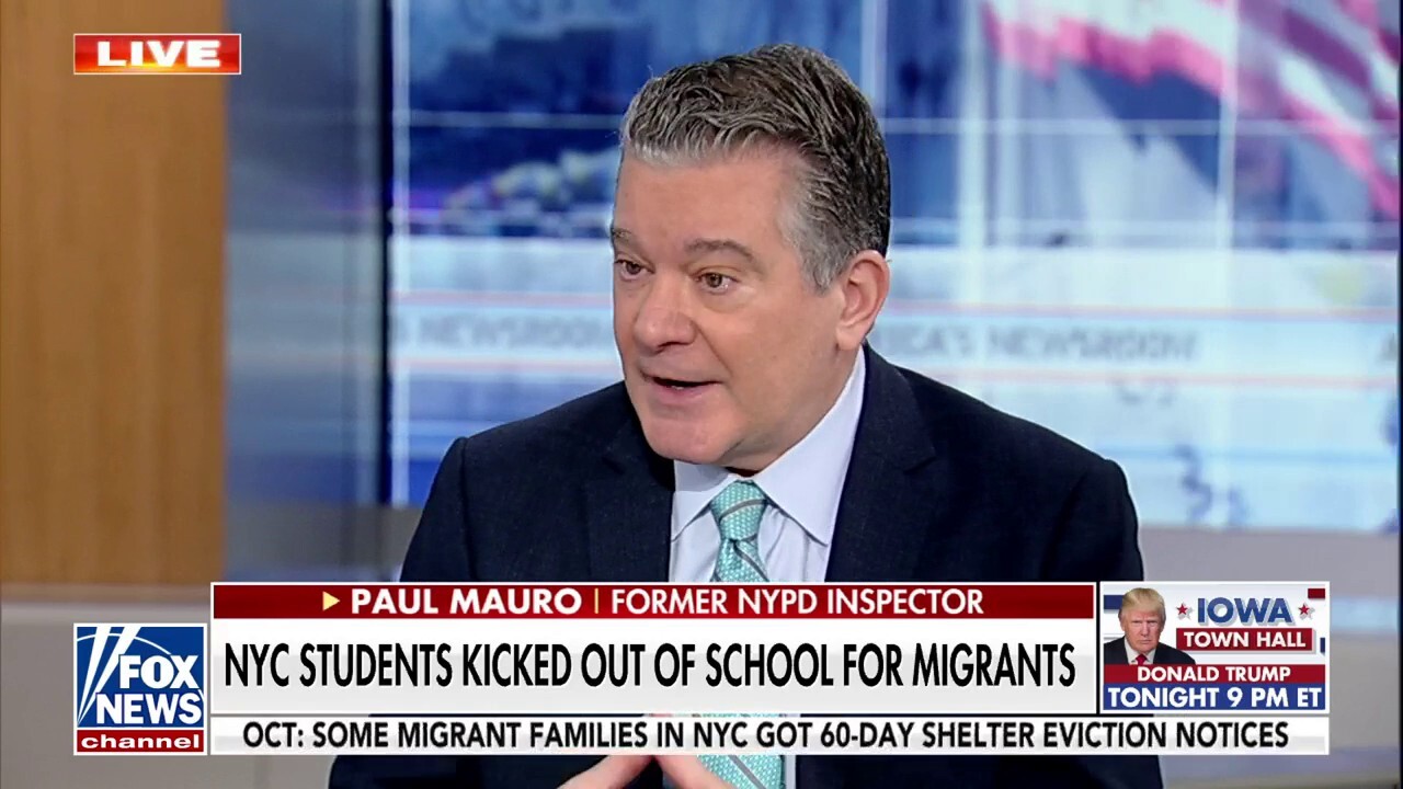 Paul Mauro: NYC Mayor Adams, Biden not 'seeing eye to eye' on migrants 