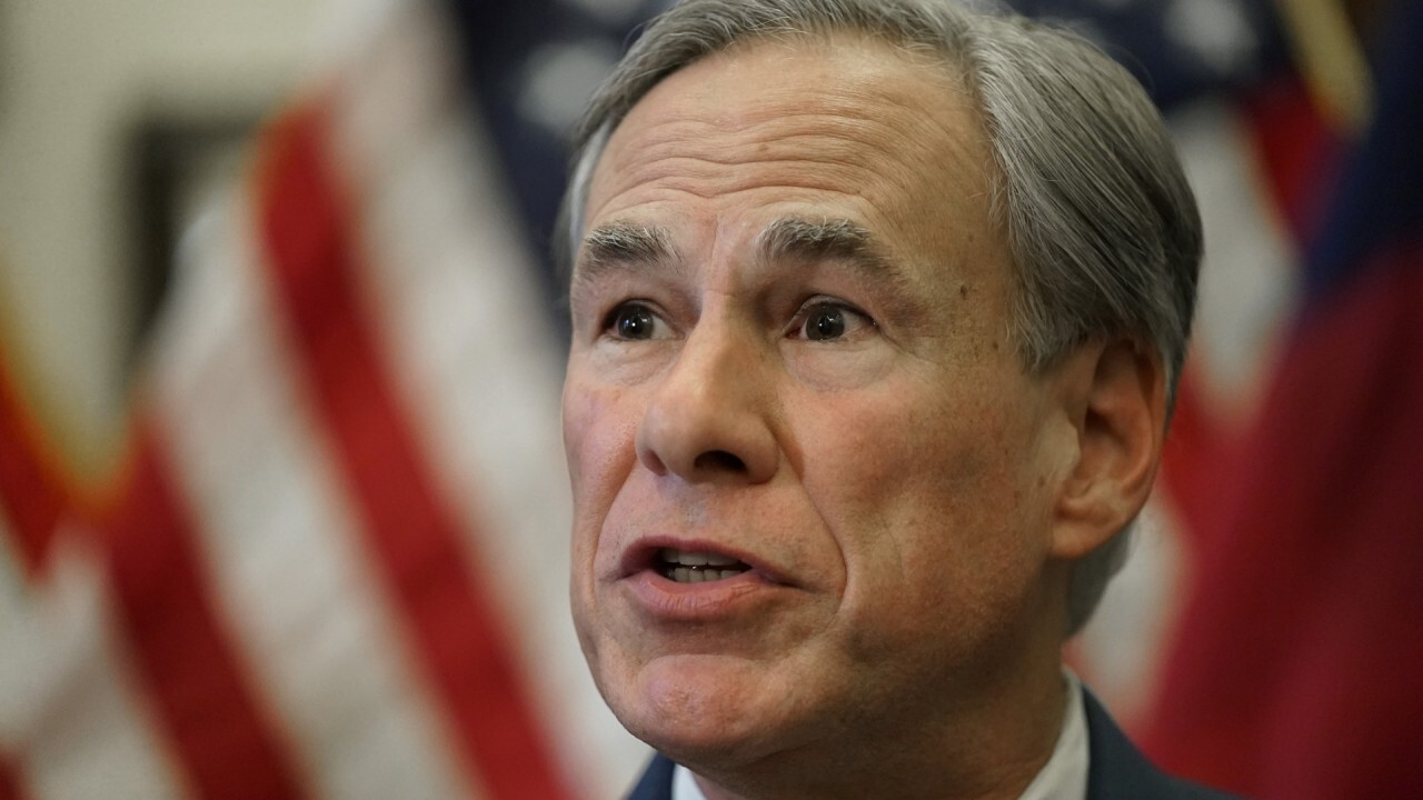 Texas Gov. Abbott slams feds for 'complete abandonment' of border laws amid 'unprecedented' migrant surge