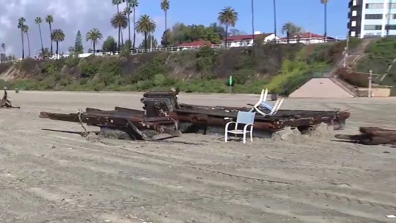 Няколко плажа в Южна Калифорния бяха затворени за плувци и