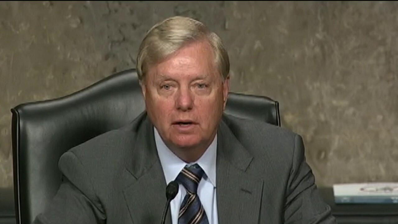Lindsey Graham in neck-and-neck battle to hold on to Senate seat