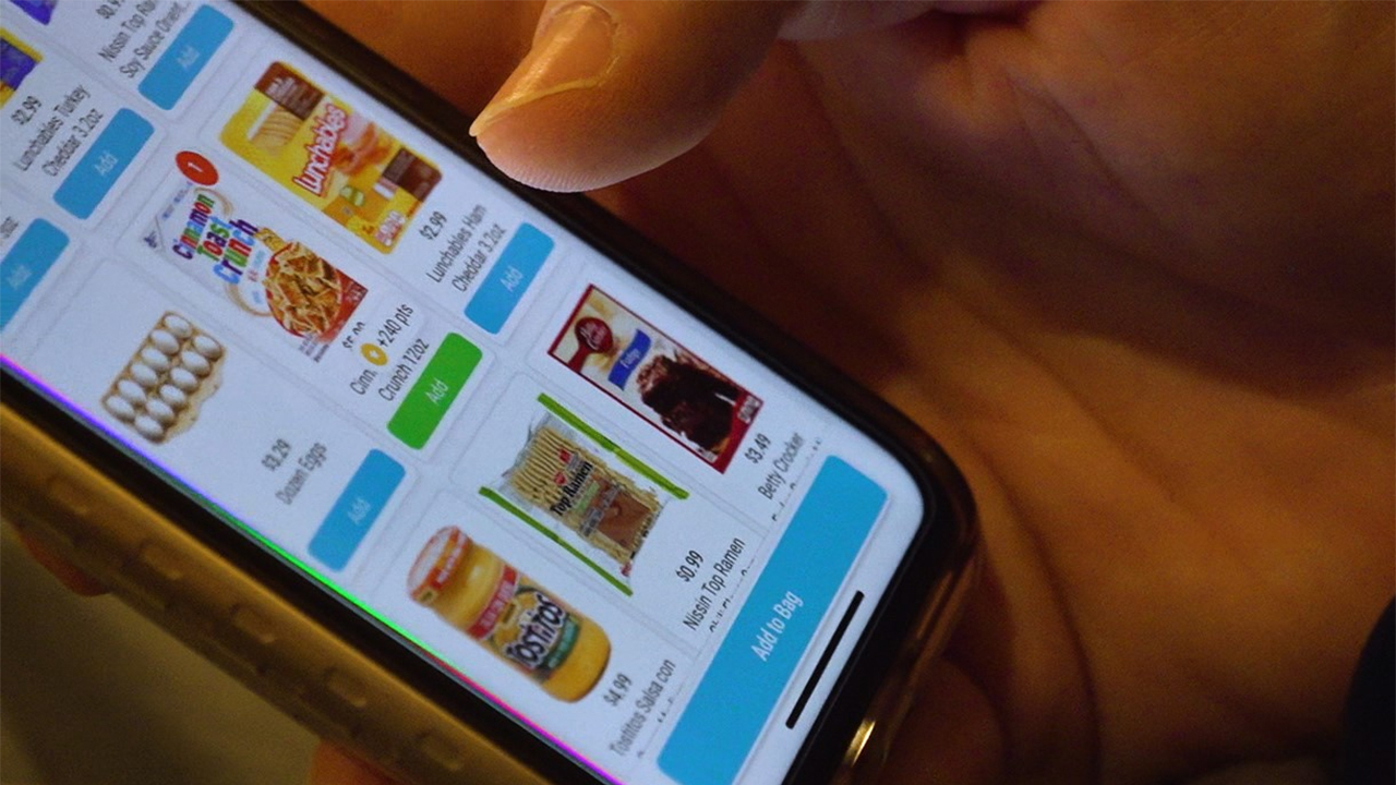 More shoppers turning to apps for groceries amid coronavirus pandemic