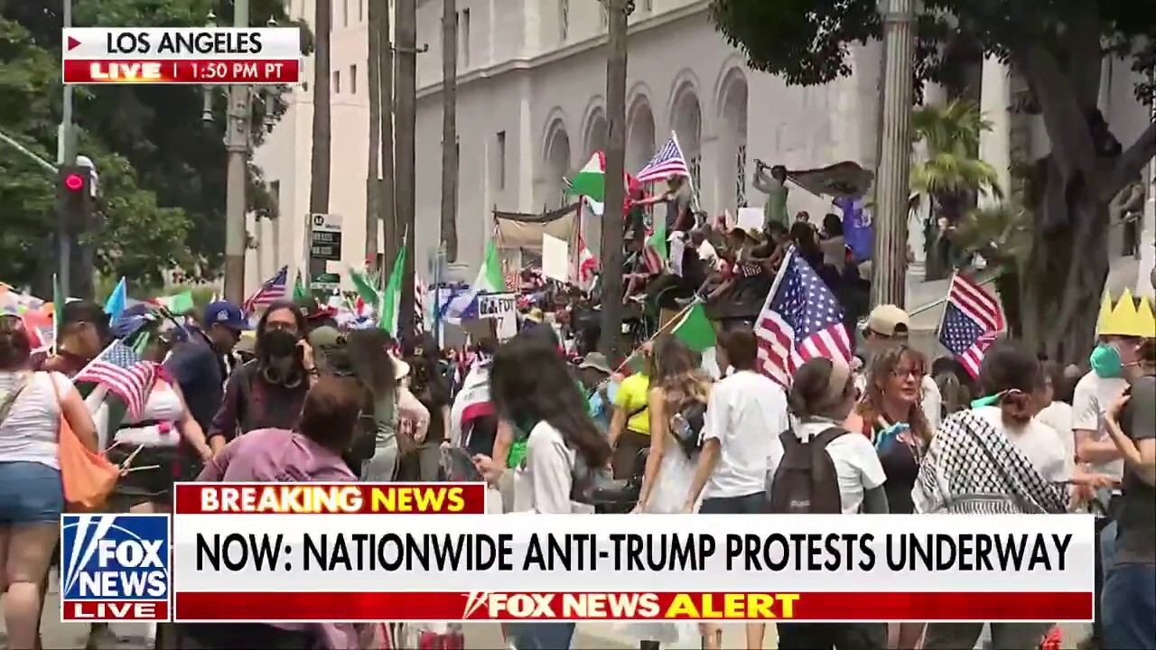 Protests continue in Los Angeles against ICE, President Trump 