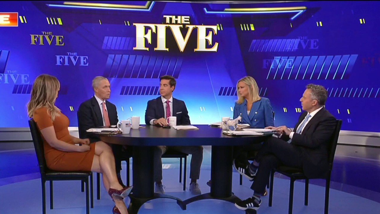 'The Five' co-hosts break down last-ditch effort to energize VA voters ahead of critical gubernatorial race