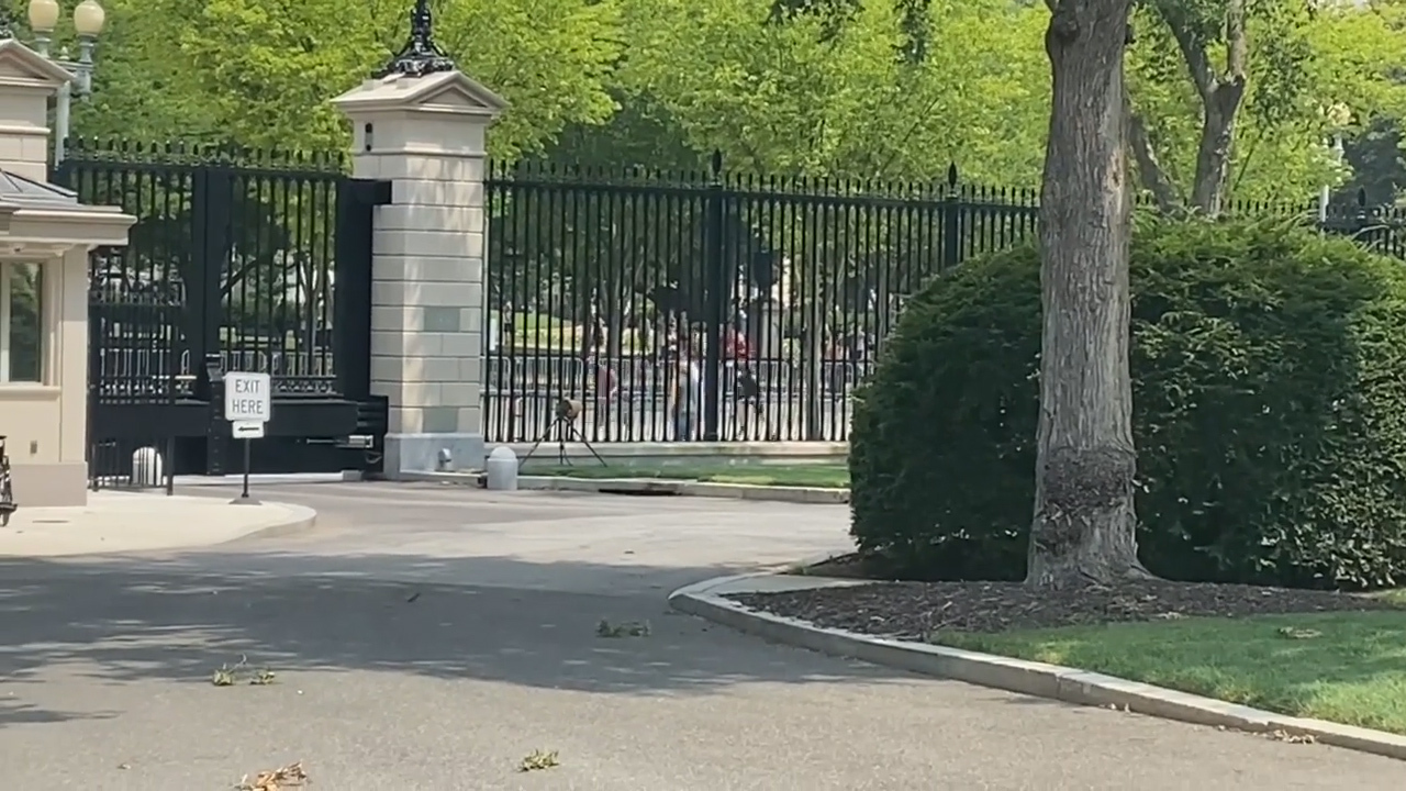 FOX NEWS: Secret Service responds to person crossing perimeter outside White House