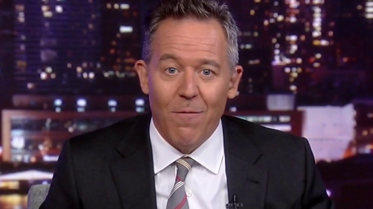 Gutfeld blasts Dems, media for border narrative