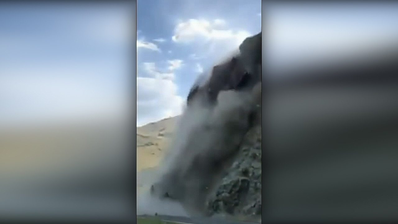 Rockslide crashes down on Idaho highway