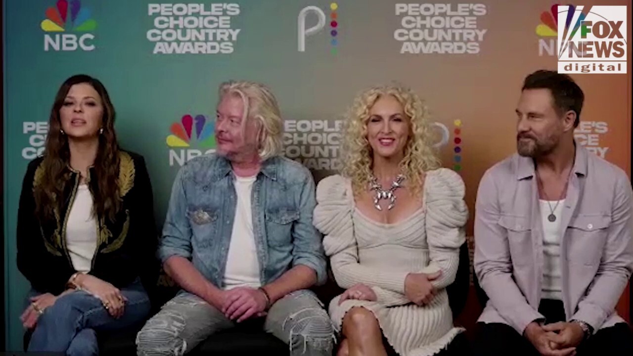 Little Big Town is 'honored' to be hosting the 'People's Choice Country