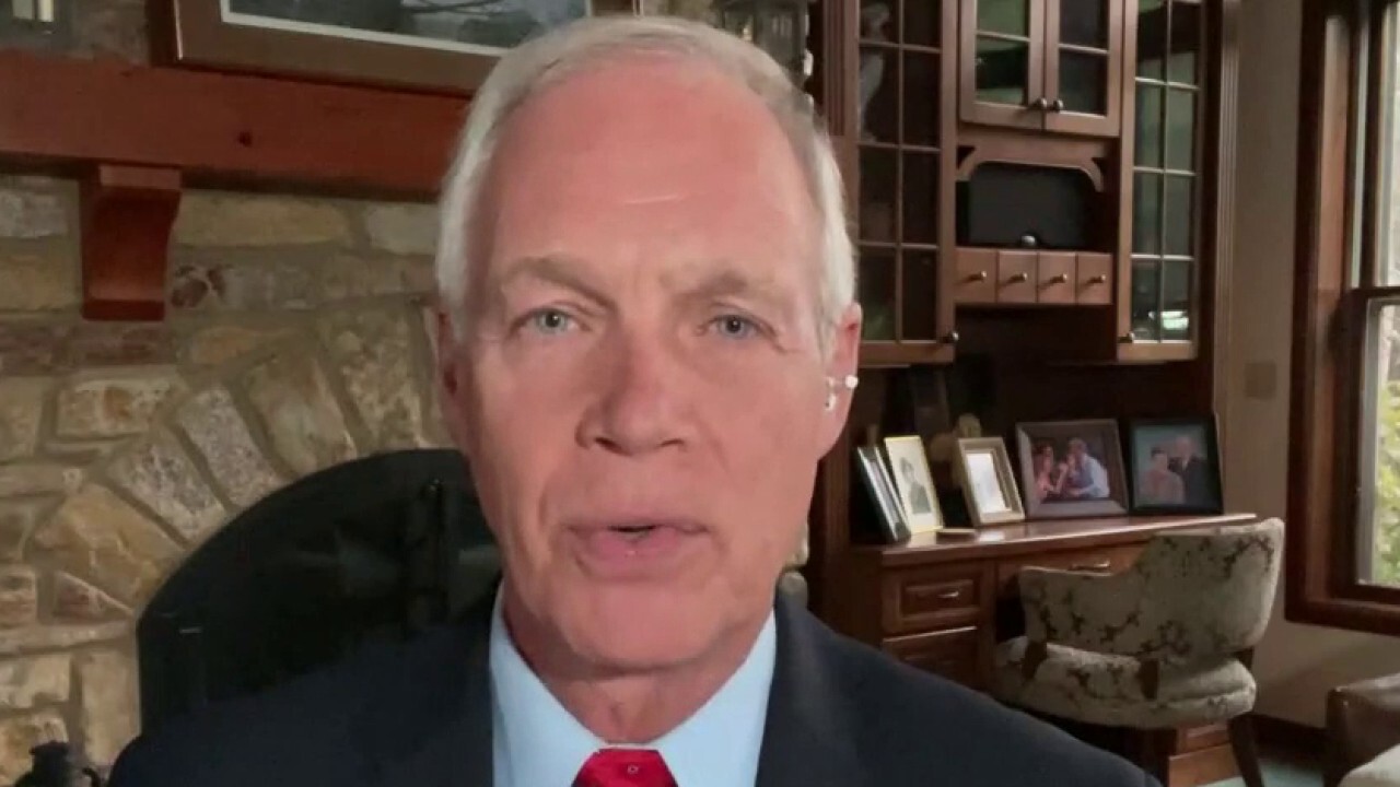 The vaccine mandate is unconstitutional and makes no sense: Ron Johnson