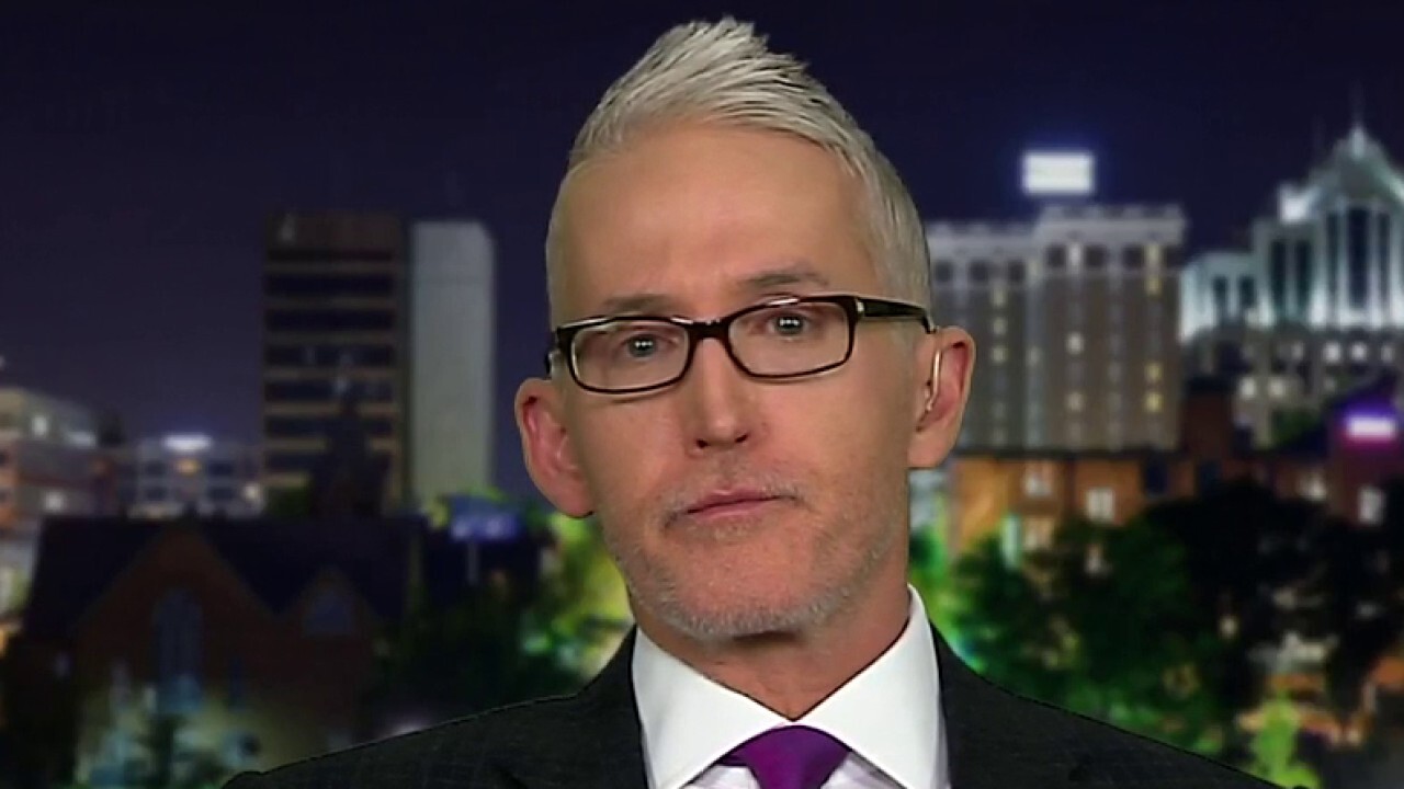 Gowdy: Quit briefing people who have a history of leaking classified information	