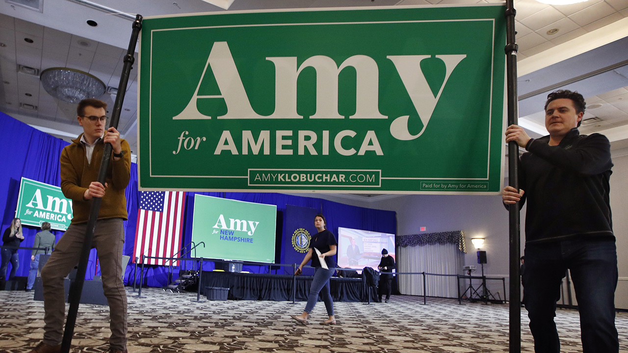 Klobuchar camp: Supporters gather ahead of New Hampshire results 