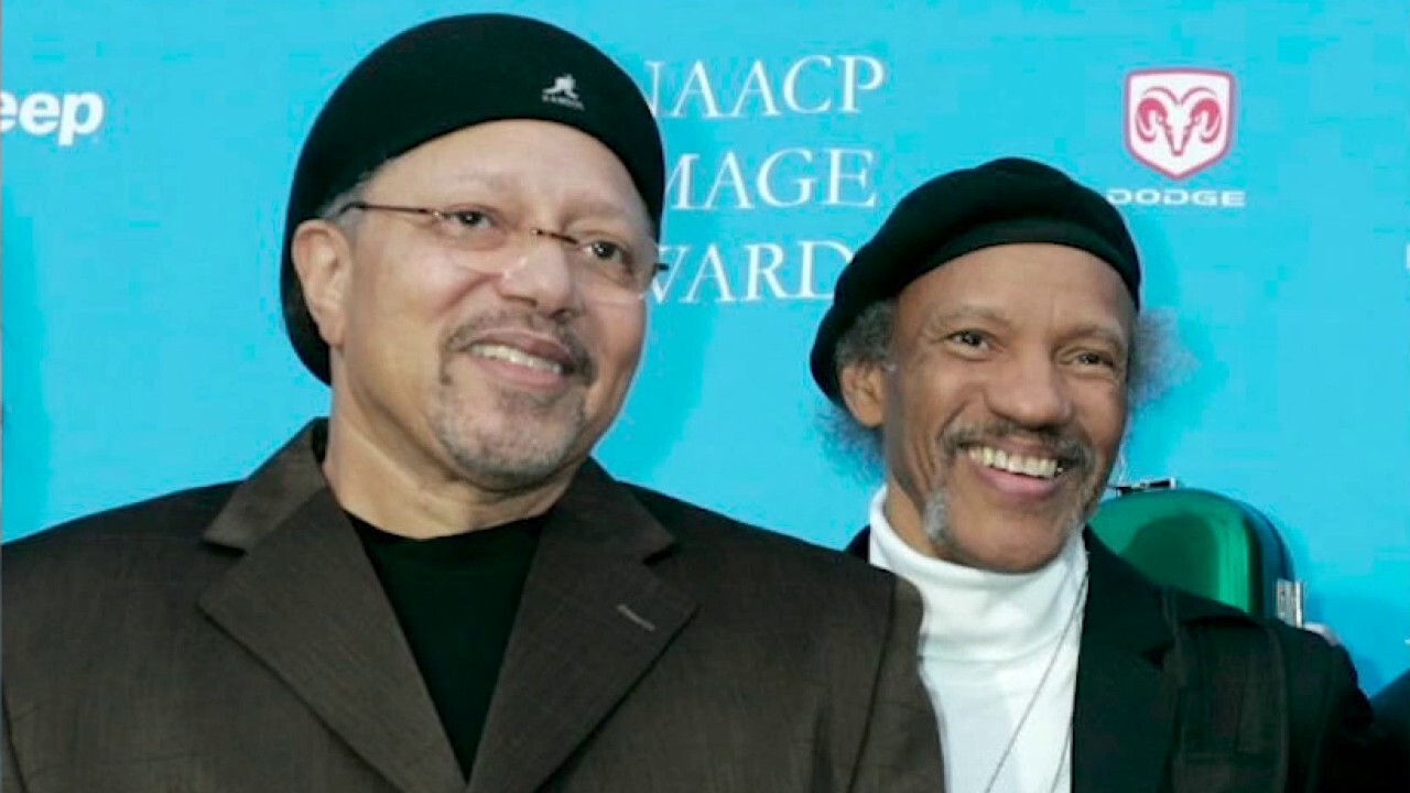 New Orleans jazz fest pays tribute to The Neville Brothers
