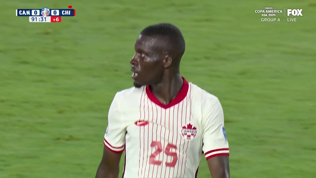 Tani Oluwaseyi's goal for Canada is ruled offsides | Copa América 2024