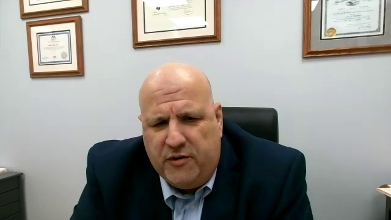 Nyc attorney won t let family ride subway as crime rocks city fox