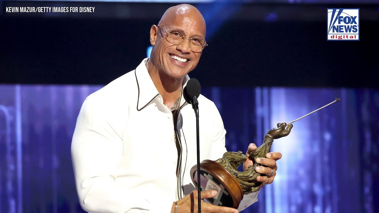 Expert breaks down The Rock's high-calorie smoothie and who should avoid it