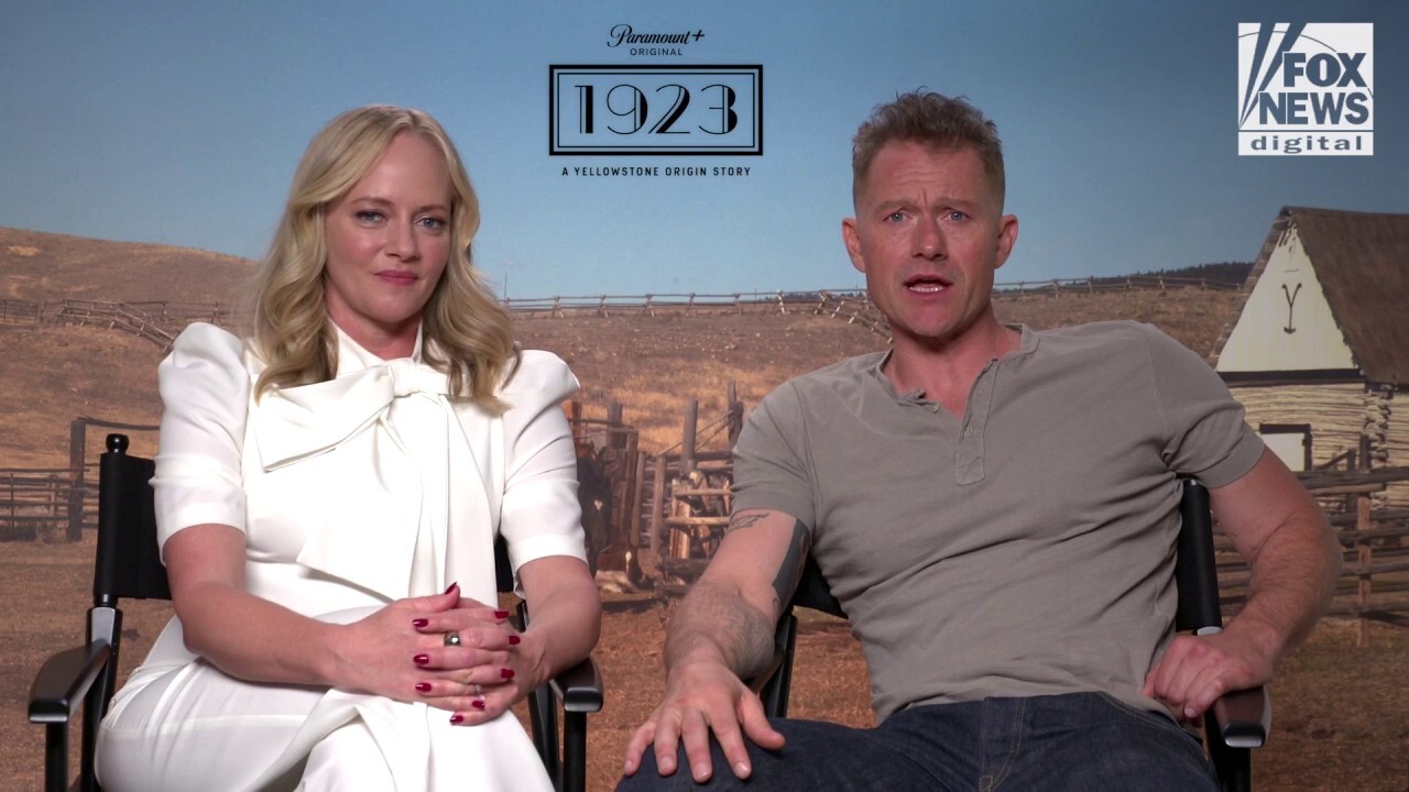 '1923' stars on working with Harrison Ford and Helen Mirren