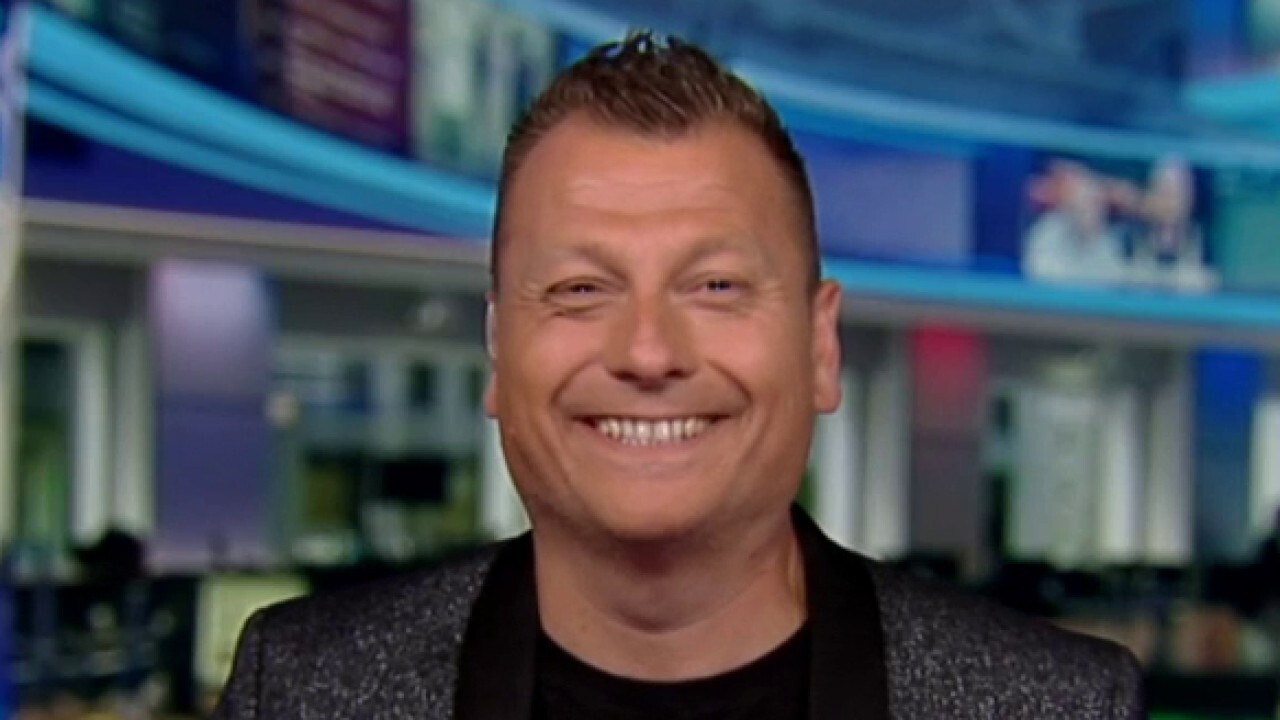 Jimmy Failla: It's nice to see someone get lost besides the president - Who Is Jimmy Failla’s Wife? – Inside The MMA Commentator’s Marriage