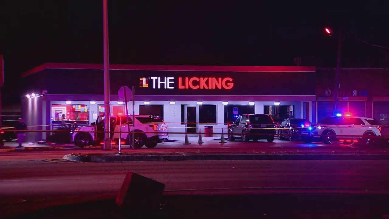 Witness recalls a shooting outside Miami Gardens restaurant