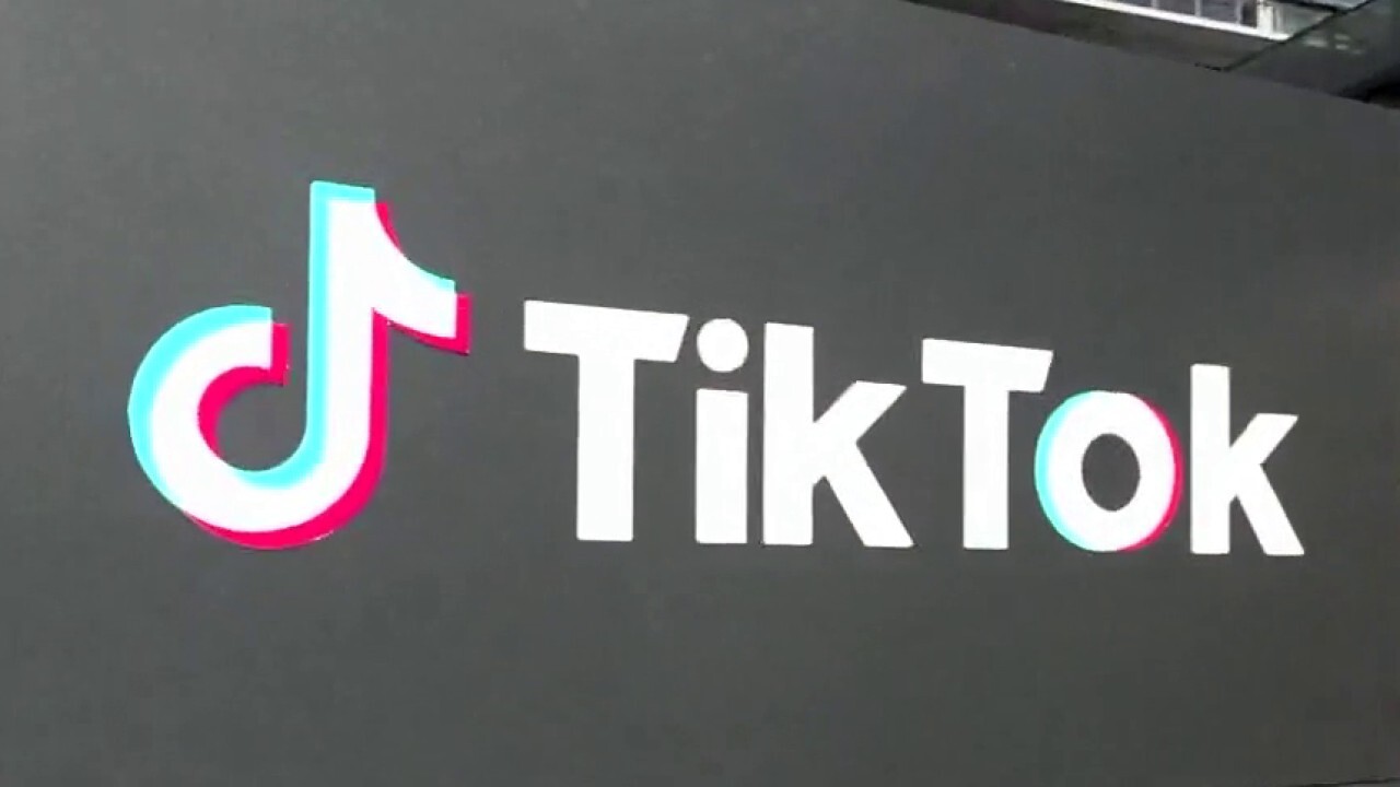 US weighs ban of Chinese social media app TikTok