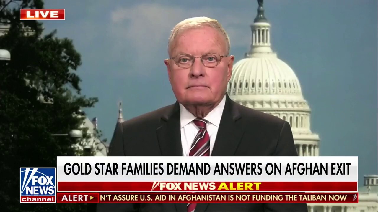  Lt. Gen. Keith Kellogg: It 'borders on criminal' that Biden, others haven't sat down with Gold Star families