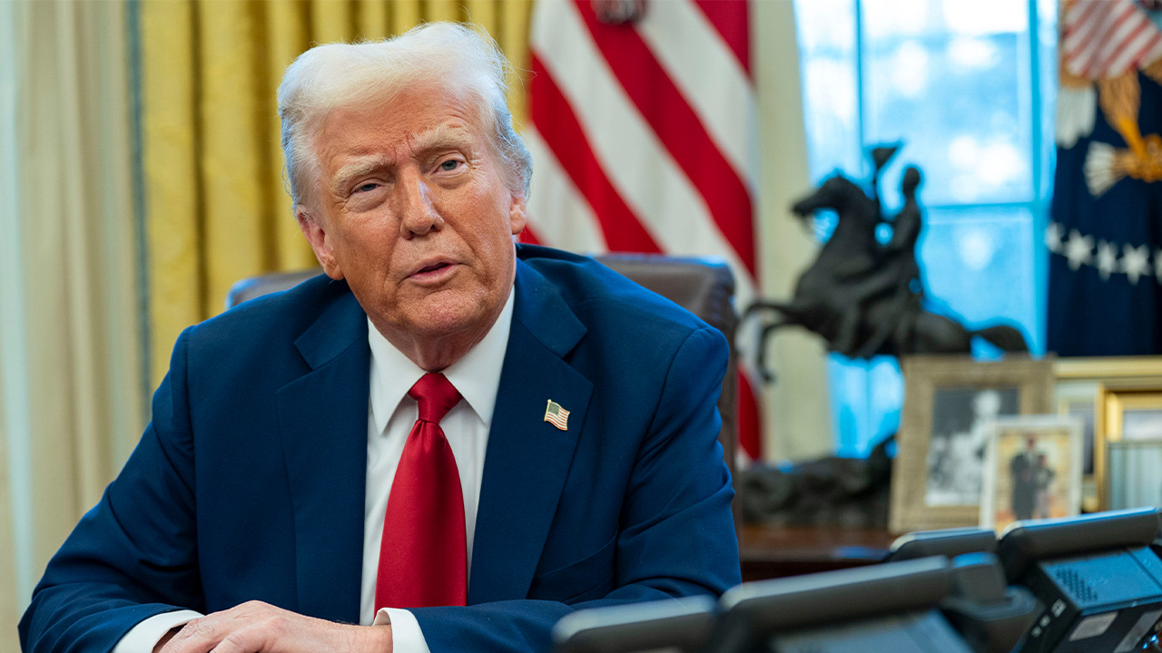  President Trump signs enforcement  orders amid tariff changes