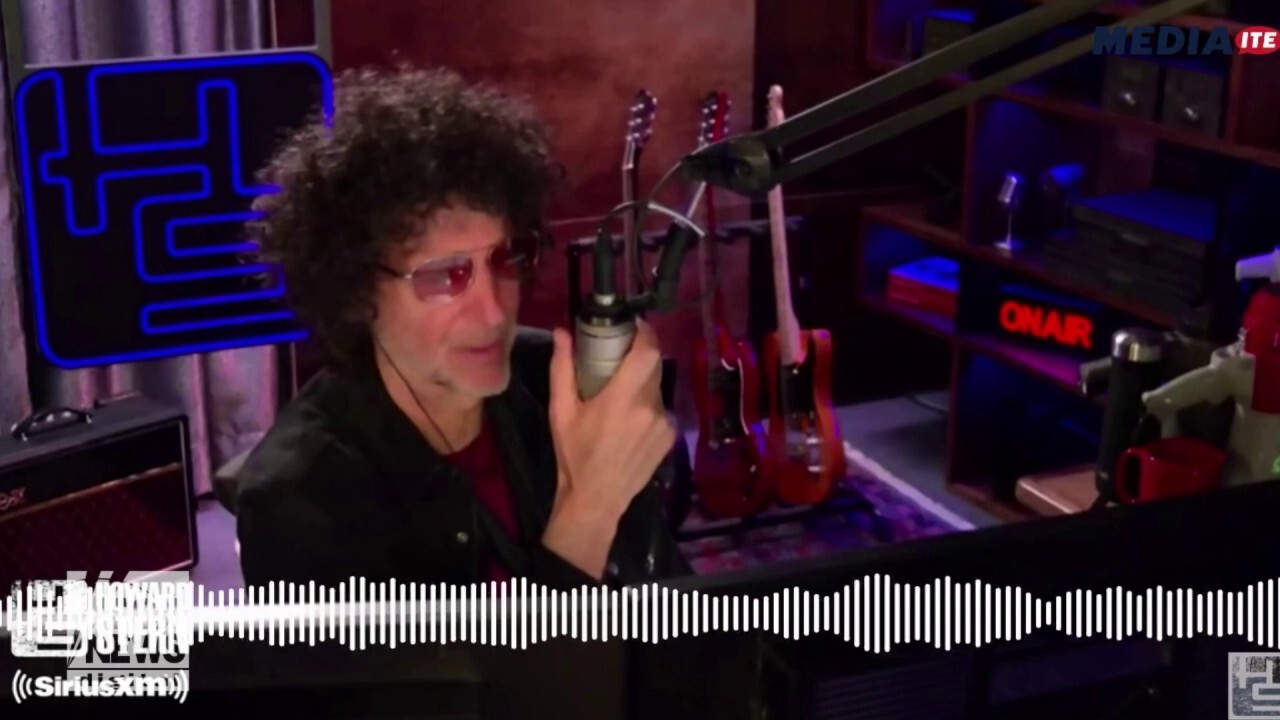 Howard Stern offers theory Trump retained nuclear docs to sell to Russia