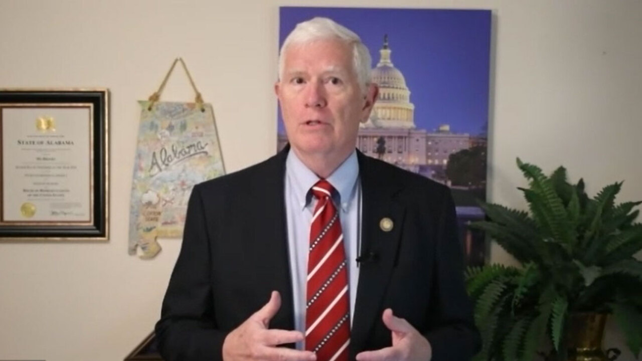 Mo Brooks lampoons ‘racist’ liberal media on claims of GOP ‘white supremacy’ ahead of Alabama Senate primary