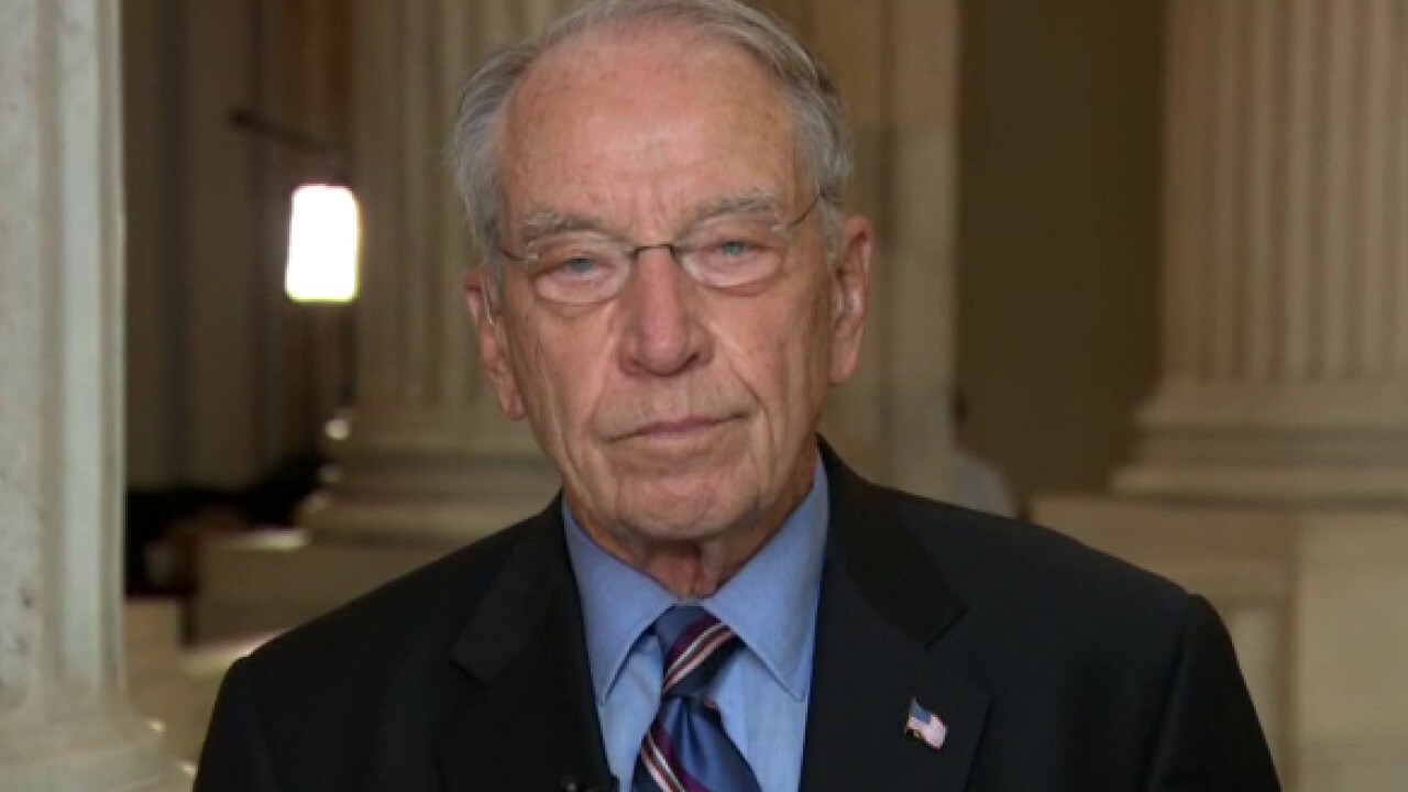 Grassley: Democrats know Barrett's qualifications are not an issue