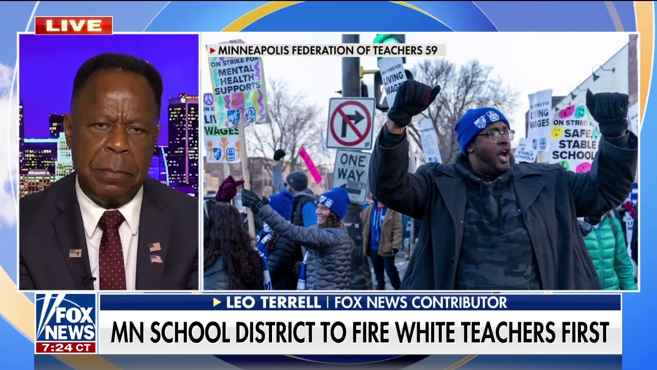 Leo Terrell: 'They're playing the race card out in the open' 