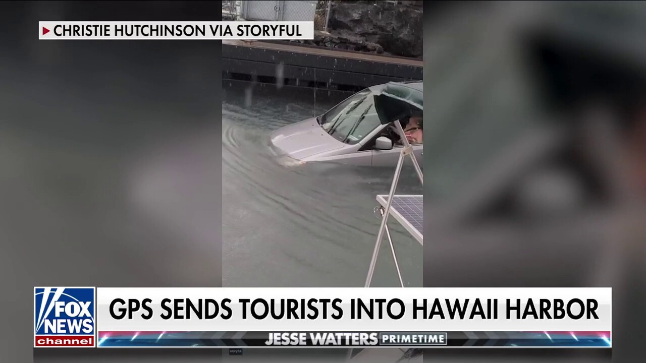 Tourists follow GPS into Hawaii harbor