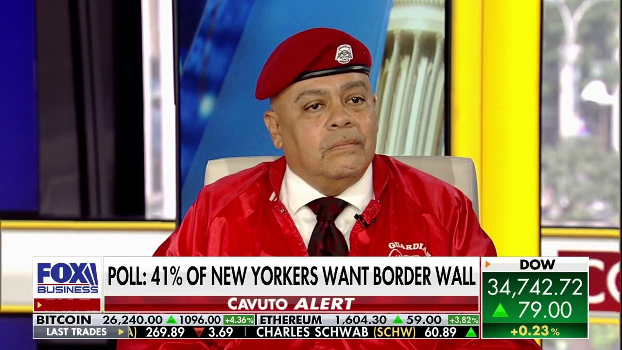 Guardian Angels' Arnaldo Salinas chastises NYC leadership over migrant crisis