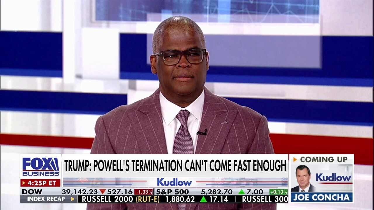 Charles Payne: This was a direct hit at Trump