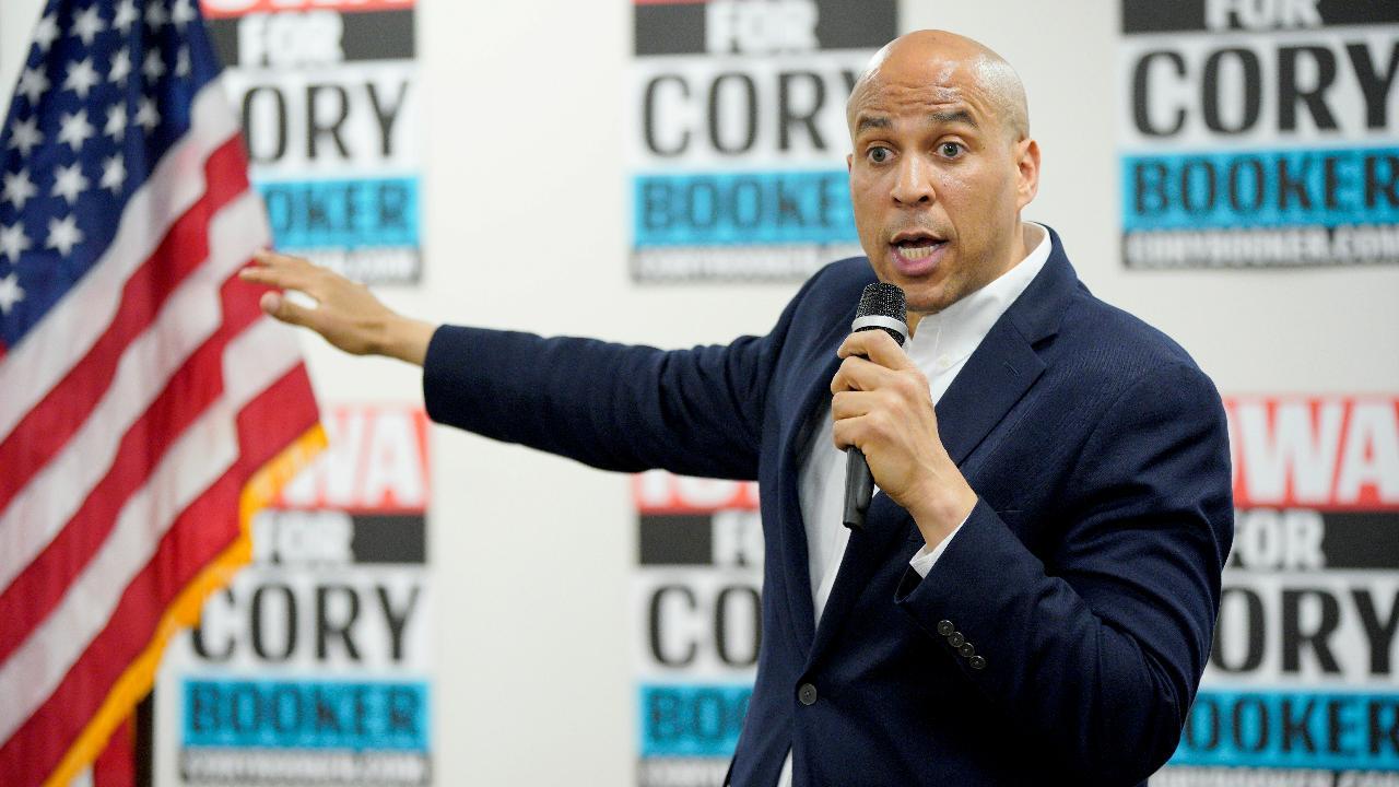 Cory Booker pushes expansion of eligibility for earned income tax credit