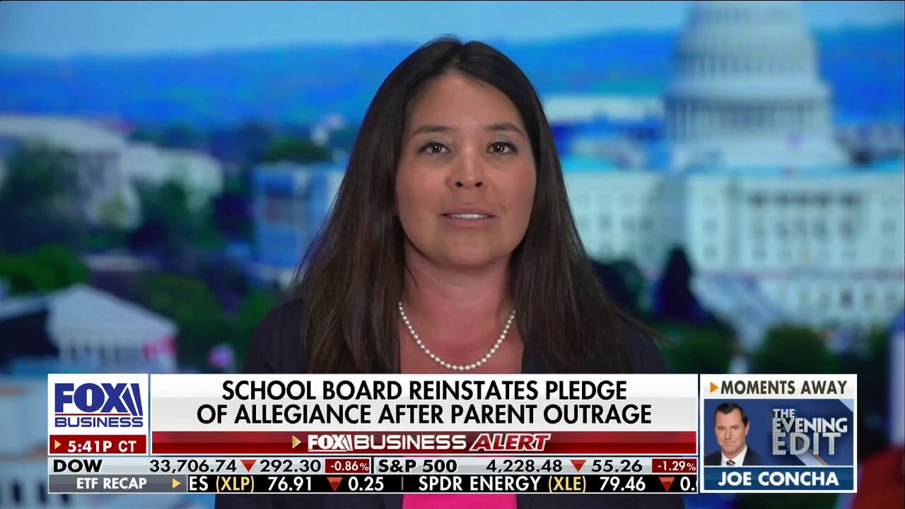 Parents Defending Education founder Nicole Neily joins 'The Evening Edit' to share more on her organization's battle to advocate for the Pledge of Allegiance in schools.