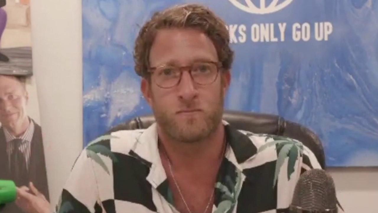 Barstool's Portnoy on starting a business: 'Just do it'