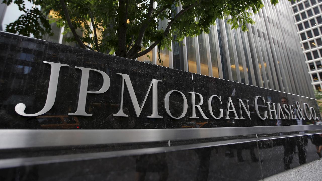 JPMorgan 4Q earnings miss estimates