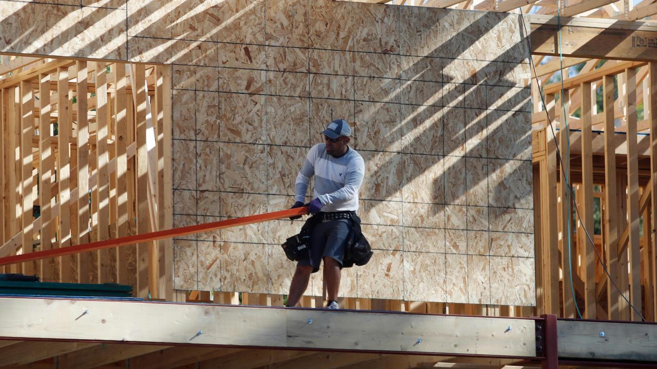 Construction industry is struggling to fill high-paying jobs 