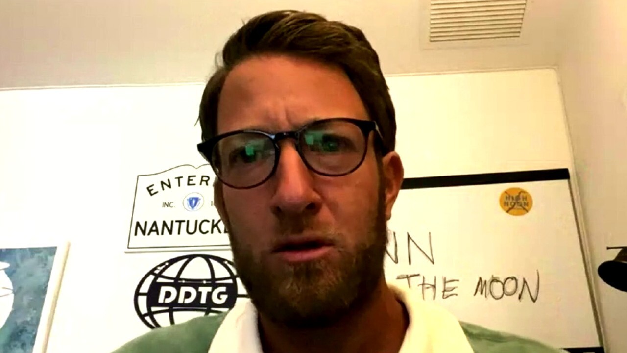 Barstool Sports founder Dave Portnoy tells 'Varney & Co.' what stocks he has been invested in during the pandemic.