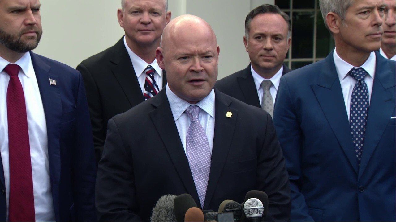 Teamsters President Sean O'Brien joined Vice President JD Vance and Transportation Secretary Sean Duffy on Thursday outside the White House urging lawmakers to end the government shutdown.