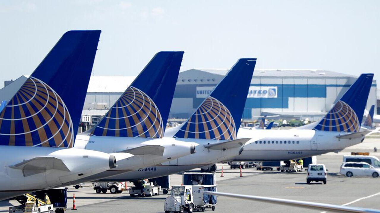 United adding, restoring flights; T-Mobile plans to give students free internet