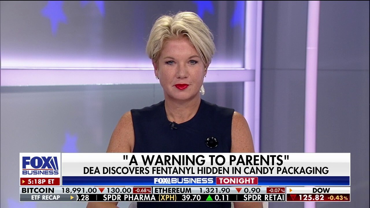 Former Homeland Security official Ashley Davis discusses why parents should be concerned about the fentanyl crisis in America on ‘Fox Business Tonight.’