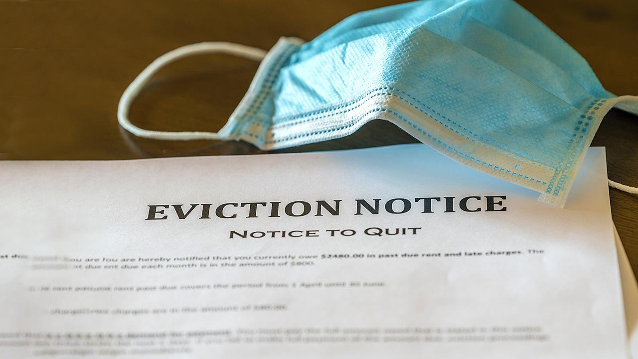 CDC announces 4-month ban on evictions 