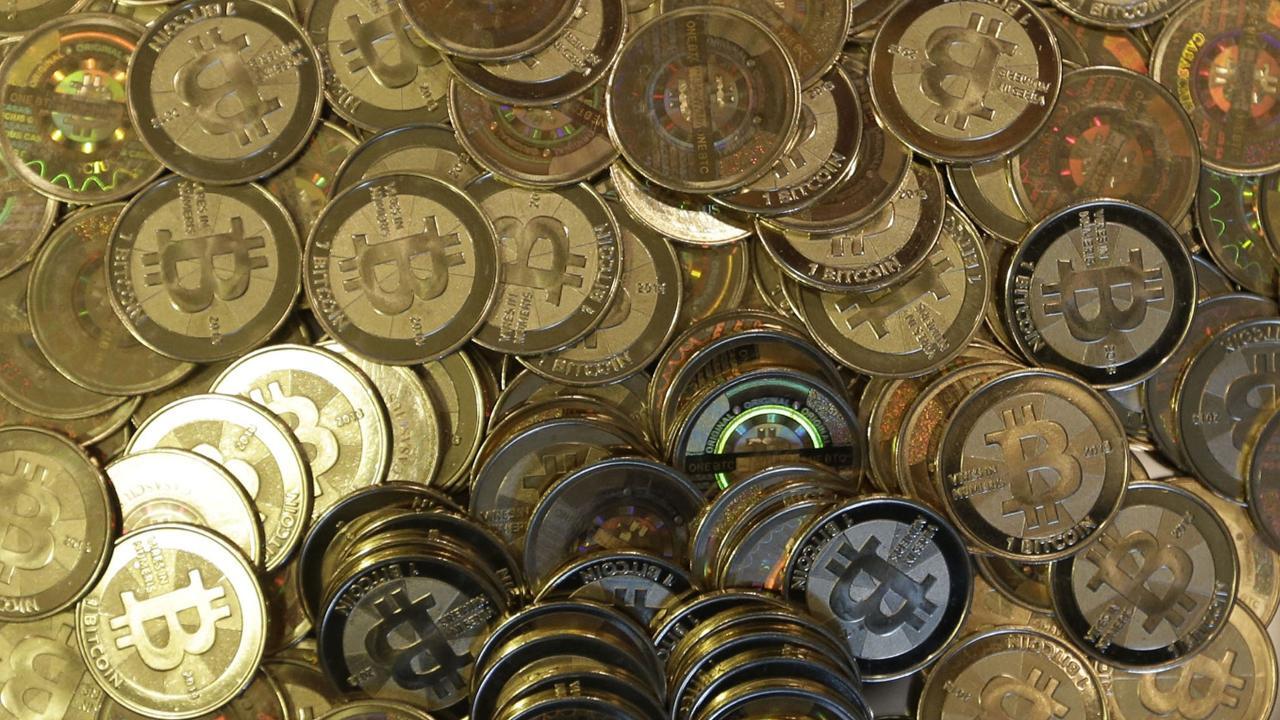 Bitcoin vs. gold debate for investors