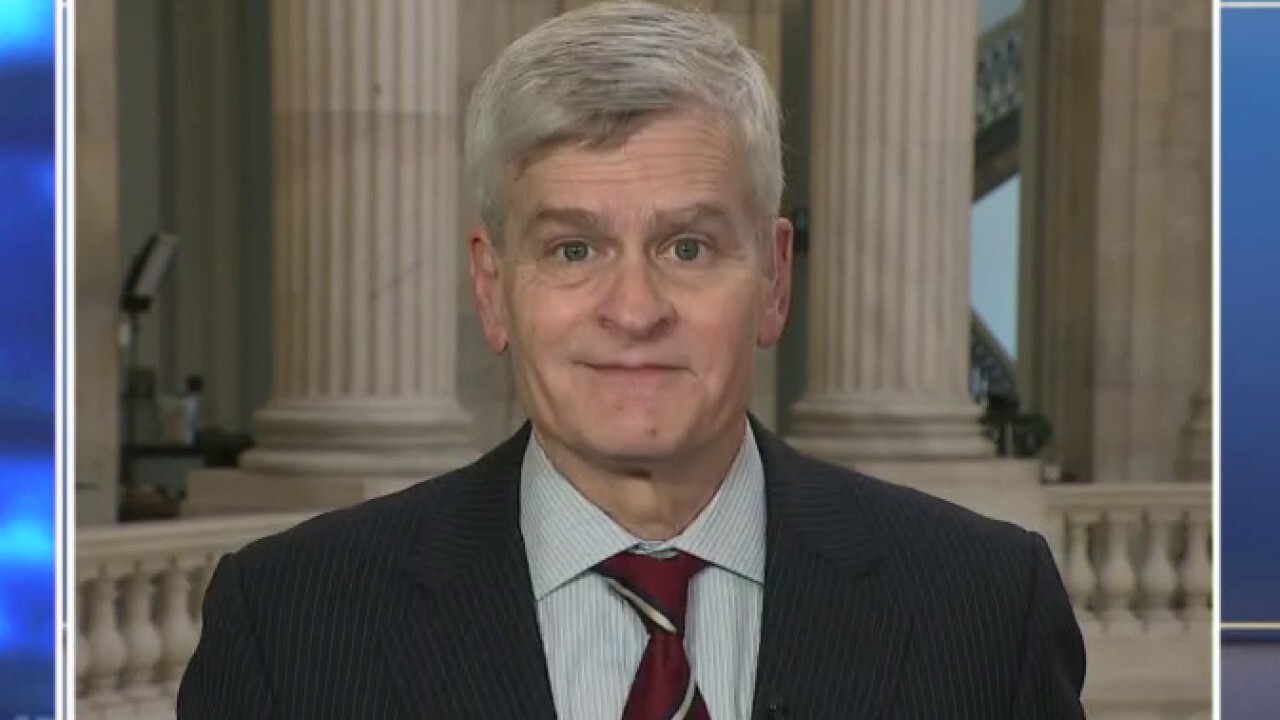 Sen. Cassidy on Omicron COVID variant: 'No reason to panic'