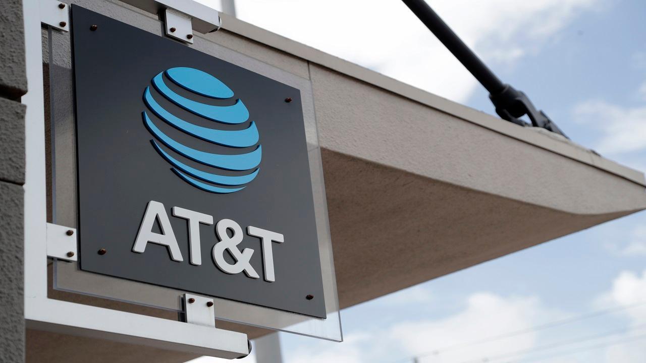 Activist investor Elliot Management may soon prod AT&T about succession: Sources 