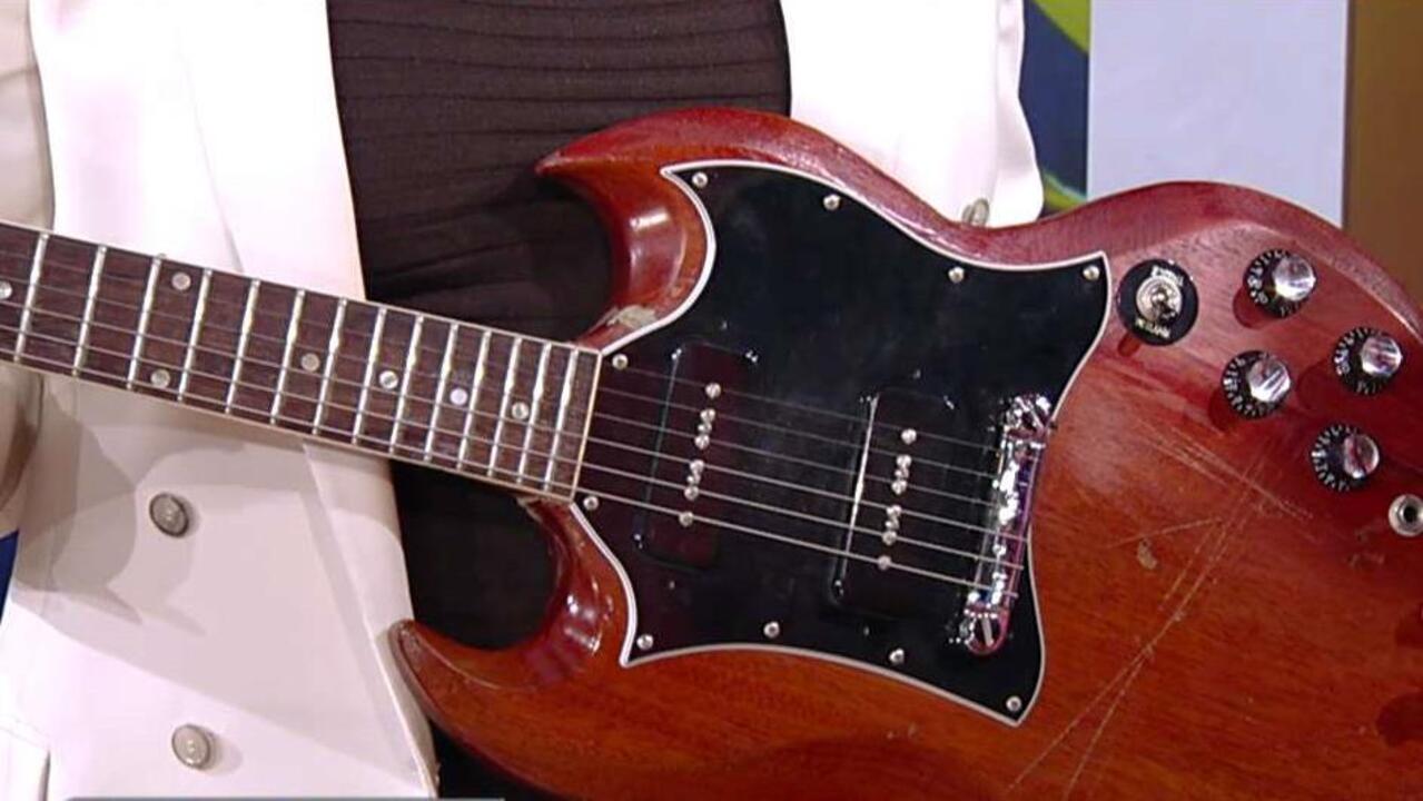 Could you rock out on Pete Townshend's guitar?