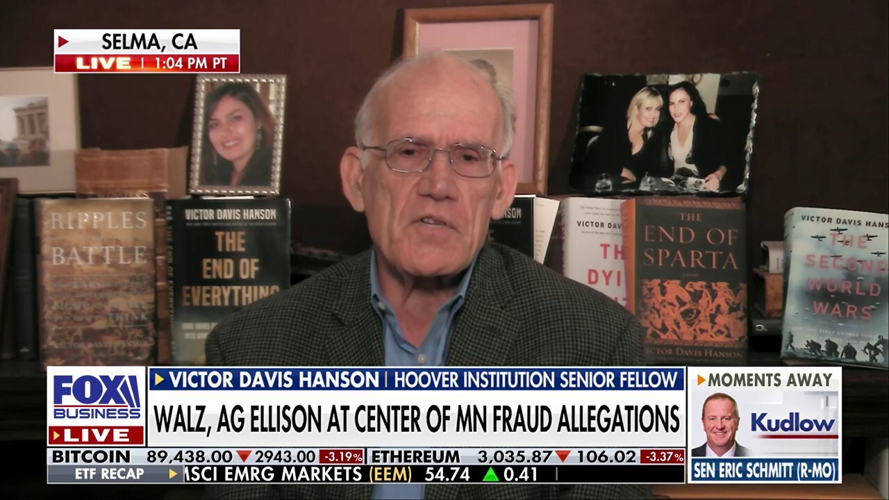 Ilhan Omar is the ‘poster person’ for what’s wrong with immigration: Victor Davis Hanson