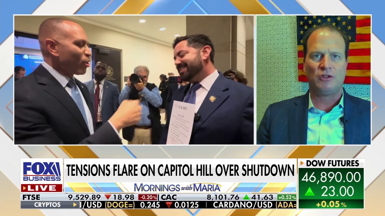 Trump brokers peace deal overseas in spite of government shutdown